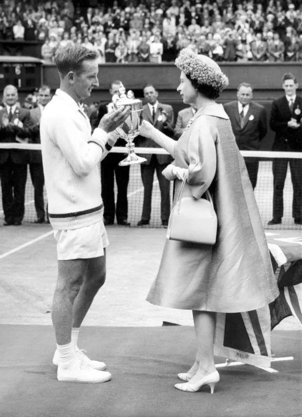 他都展现了 他都展现了