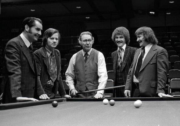 时陷入困境 时陷入困境