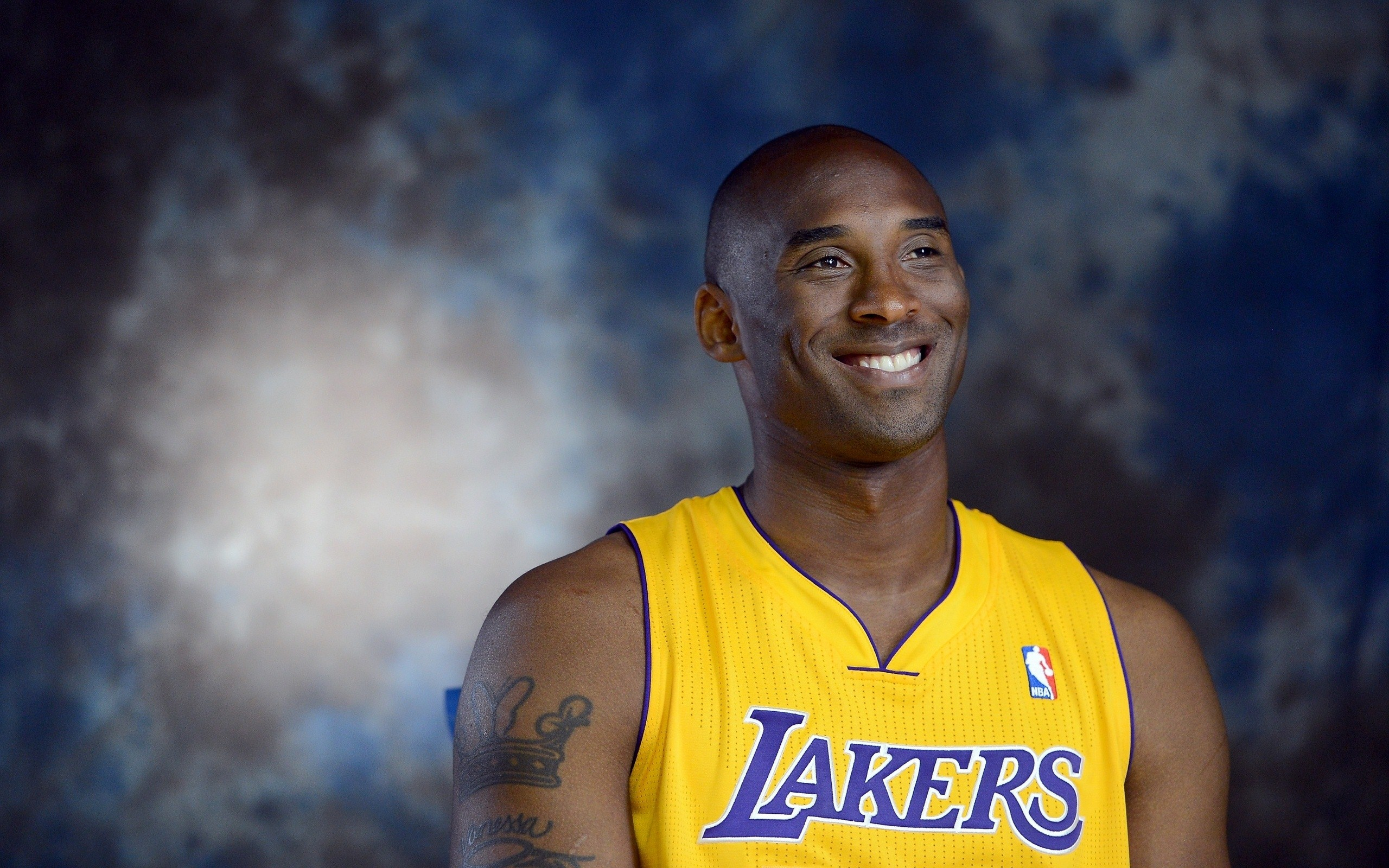 中制造空位 中制造空位