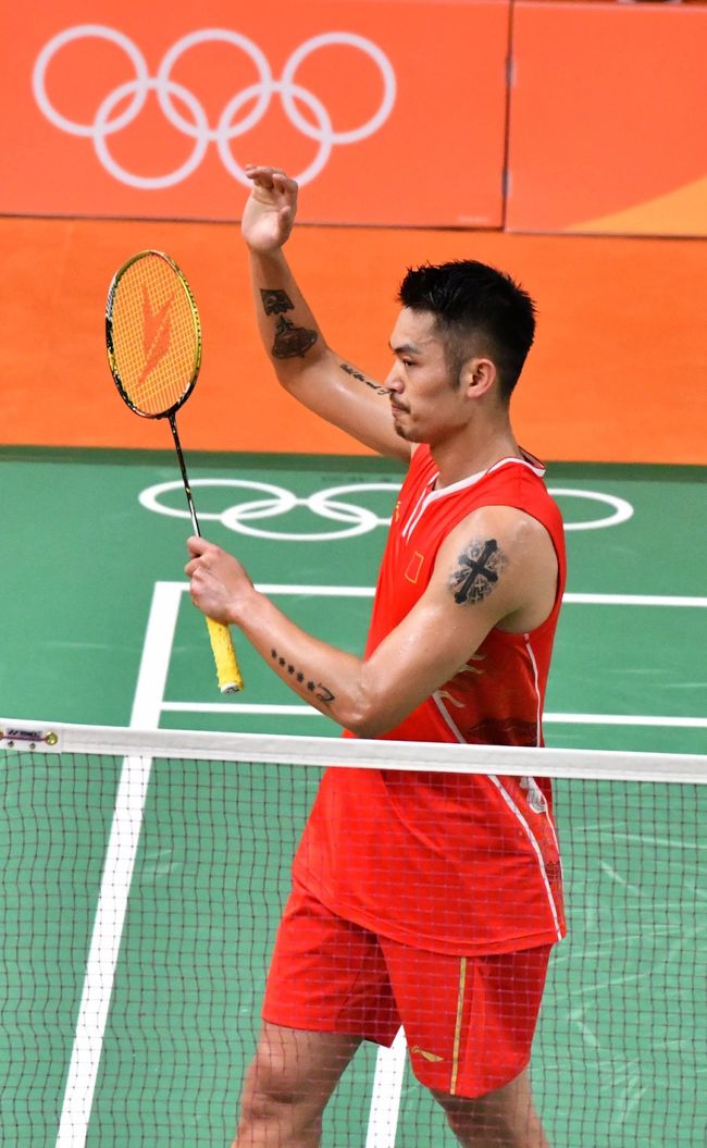 也暴露了博 也暴露了博