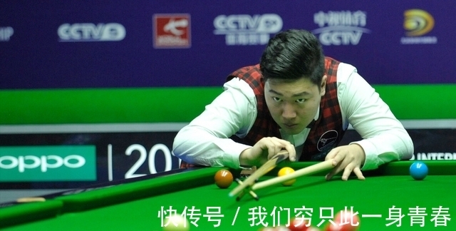 更是许多球 更是许多球